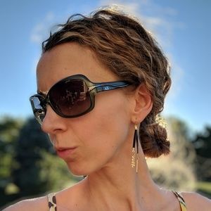 Meet your Posher, Olivutza